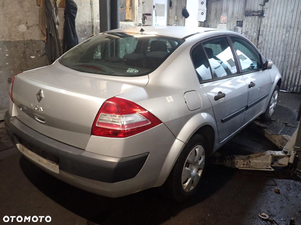 CZĘŚCI - Renault Megane II 1,6 16V 112KM K4M812 SEDAN LIFT 5b JH3143 lakier TED69 2008r. INDEX - 9886 - 3