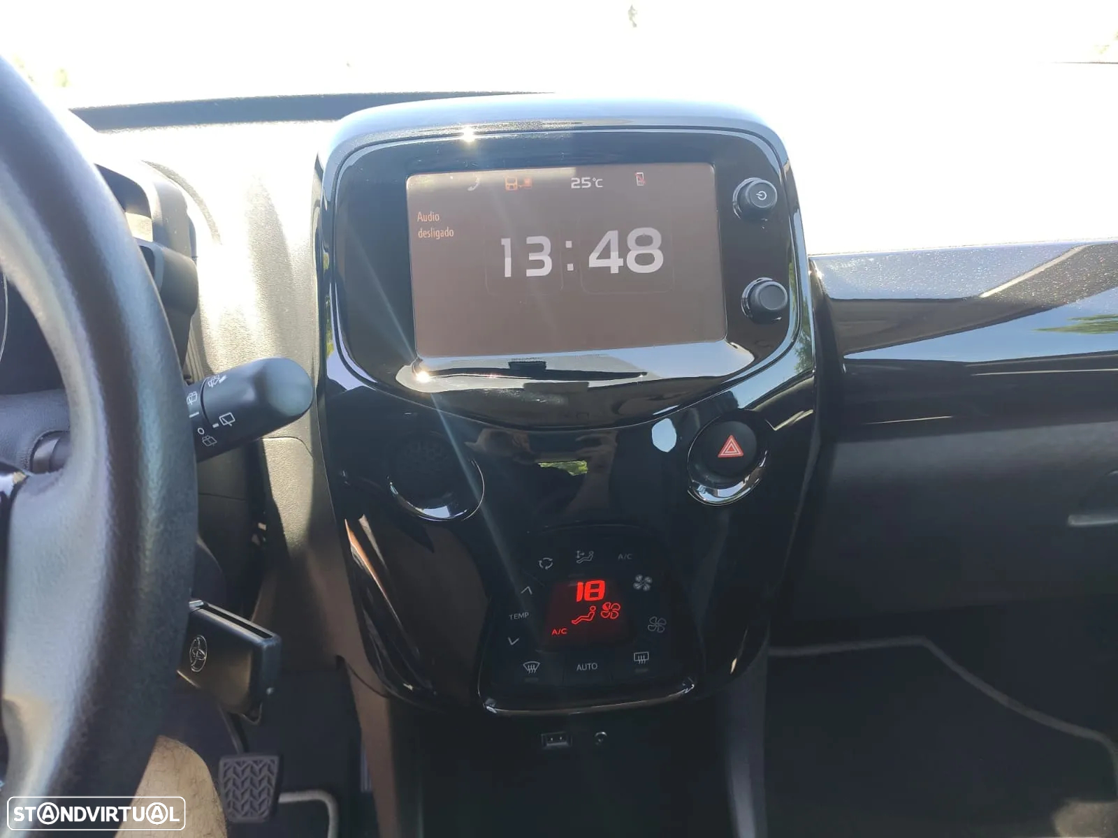 Toyota Aygo 1.0 X-Clusiv - 11