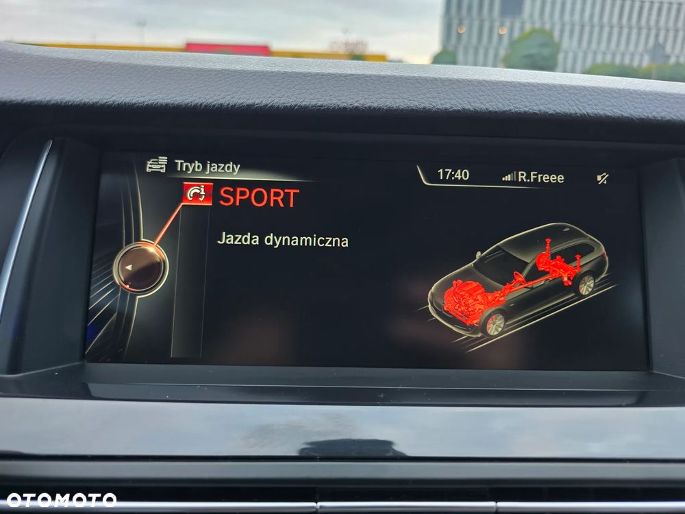 BMW Seria 5 520d Luxury Line - 22