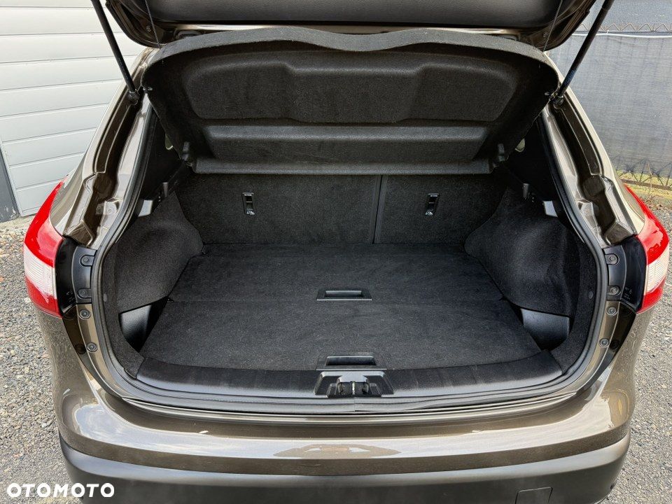 Nissan Qashqai 1.2 DIG-T Tekna+ - 38