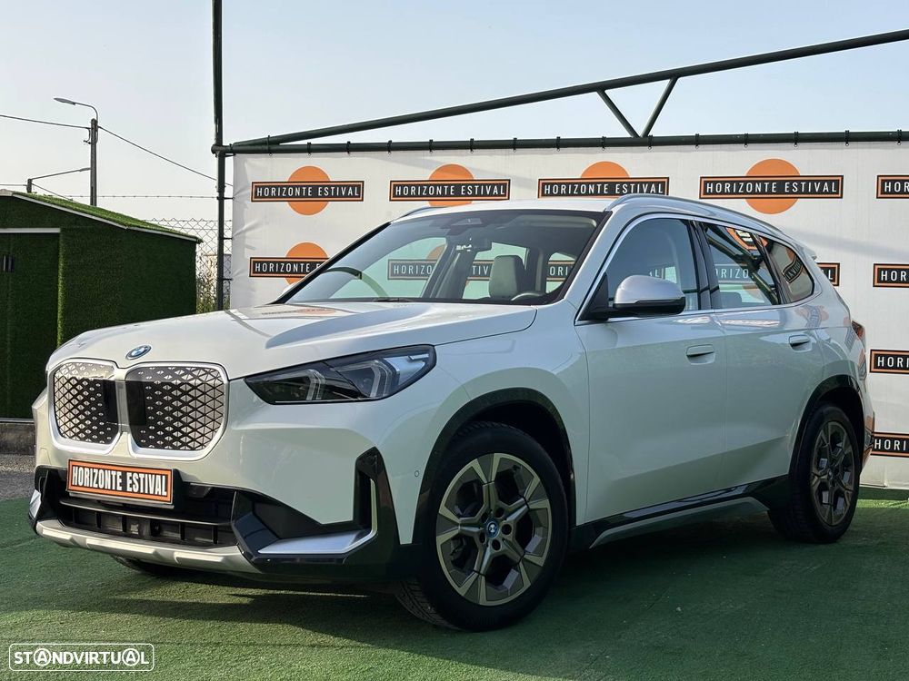 BMW iX1 xDrive30 xLine - 22