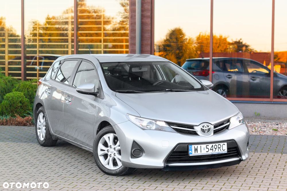 Toyota Auris 1.33 VVT-i Premium - 4