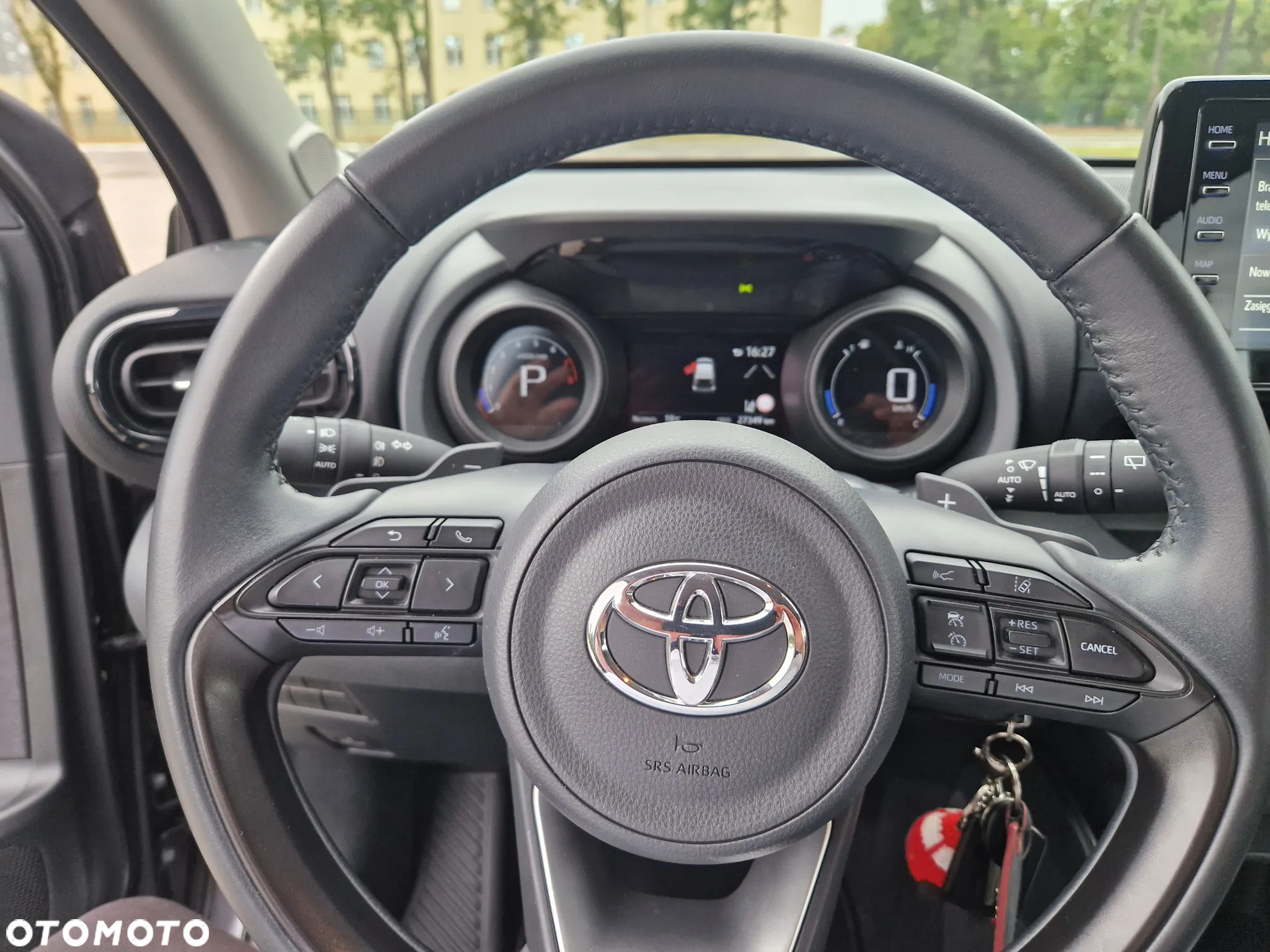 Toyota Yaris - 10