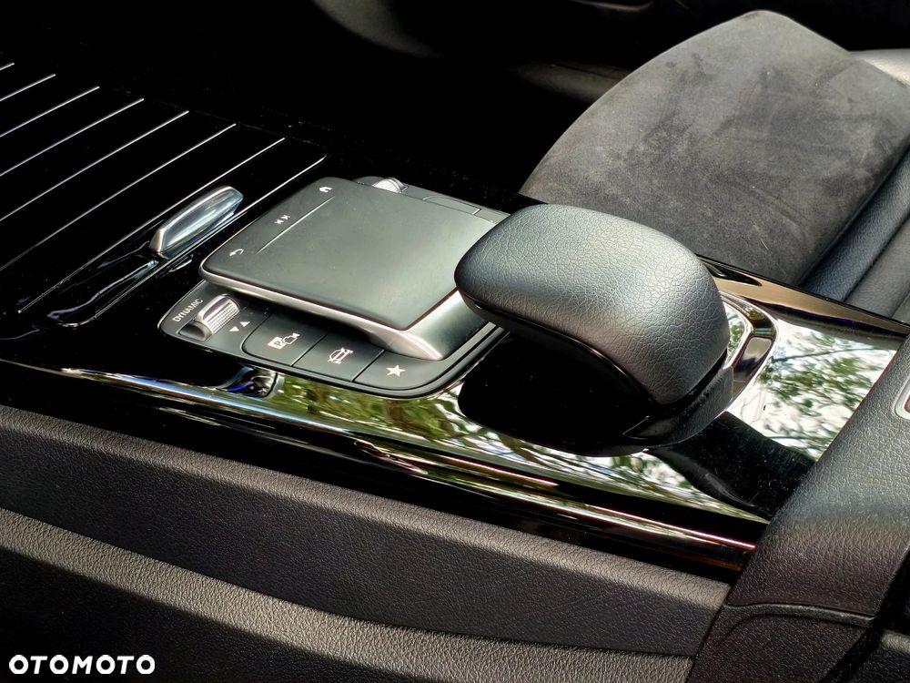 Mercedes-Benz CLA 180 d 8G-DCT AMG Line - 21
