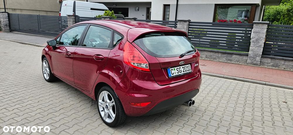 Ford Fiesta 1.25 Champions Edition - 5