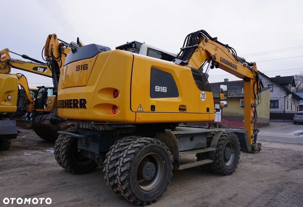 Liebherr A 916 - 4