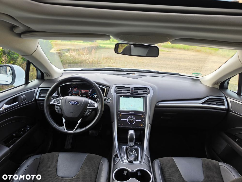 Ford Mondeo 2.0 TDCi STart-Stopp PowerShift-Aut Titanium - 32