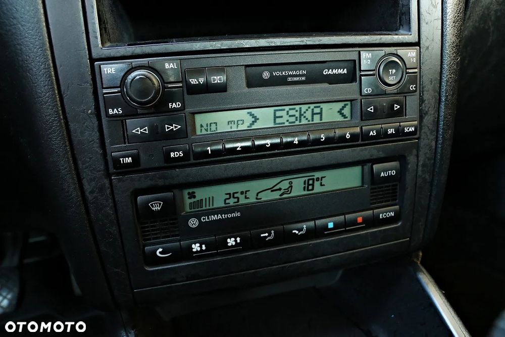 Volkswagen Golf 1.9 TDI Comfortline - 33