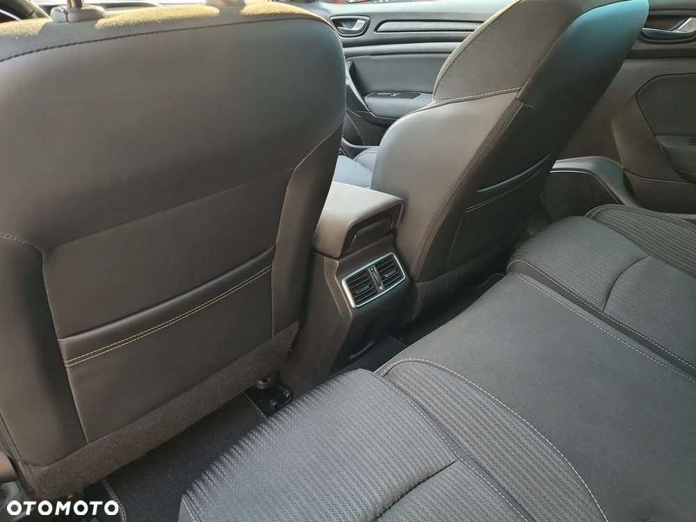 Renault Megane 1.3 TCe FAP Winter Edition - 8