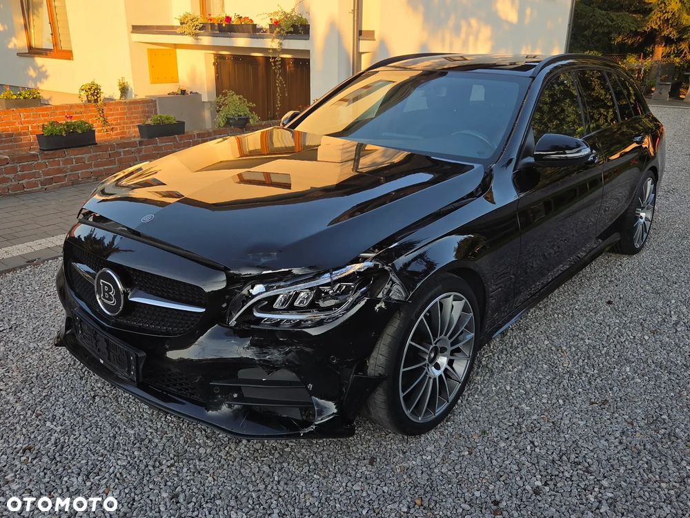 Mercedes-Benz C-Class 2020 photo 2