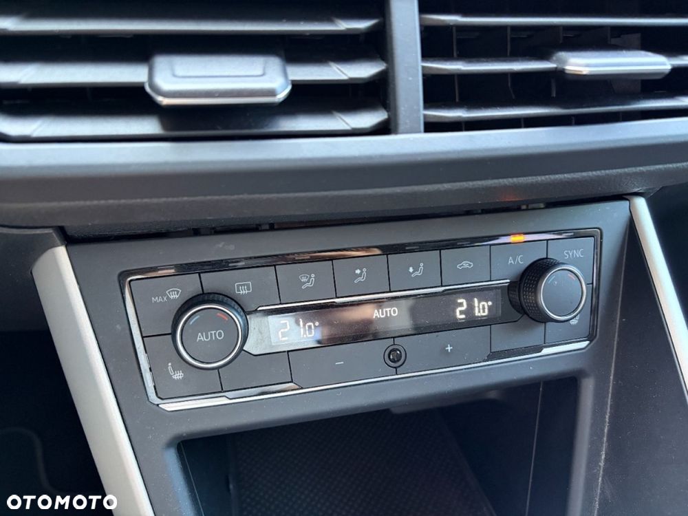 Volkswagen Polo 1.0 TSI DSG Highline - 25
