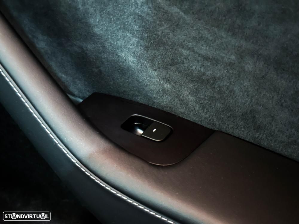 Tesla Model Y Long Range RWD - 29