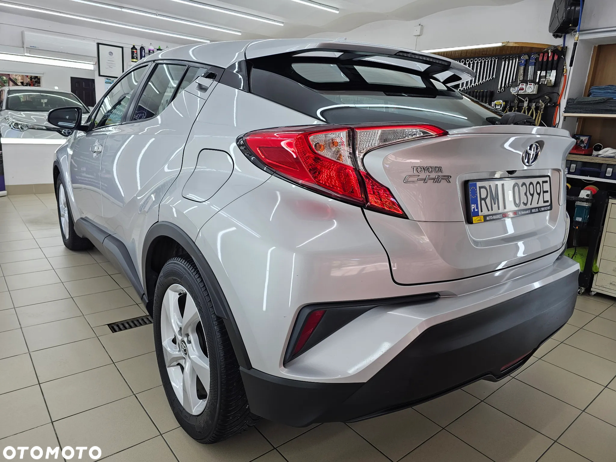 Toyota C-HR - 3