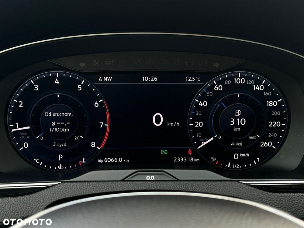 Volkswagen Passat - 16