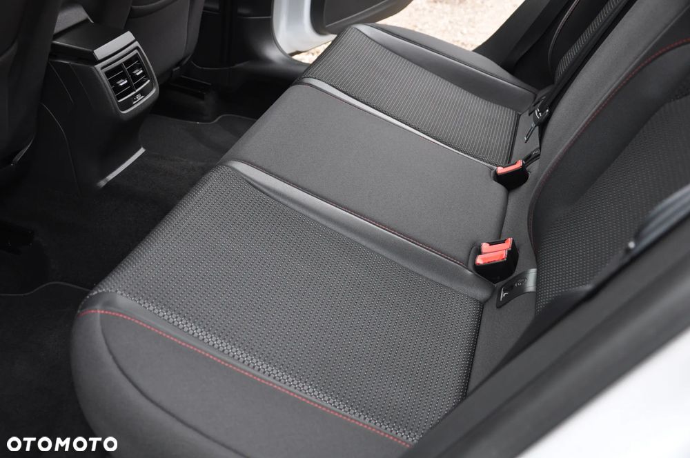 Seat Leon 1.8 TSI Start&Stop DSG FR - 23