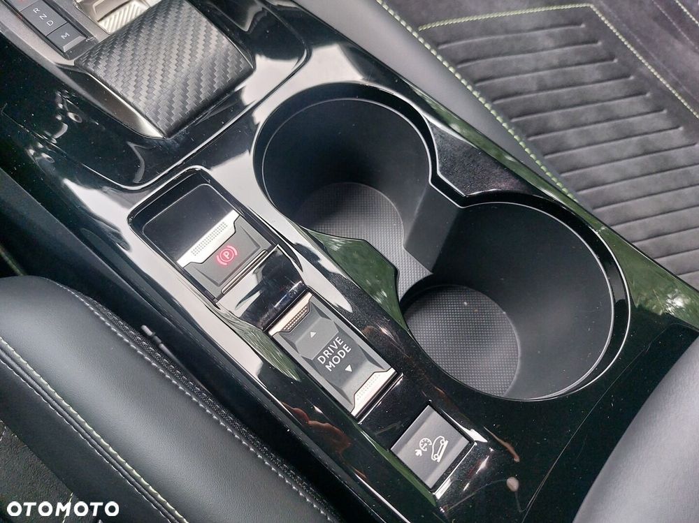 Peugeot 2008 1.2 PureTech GT S&S EAT8 - 21