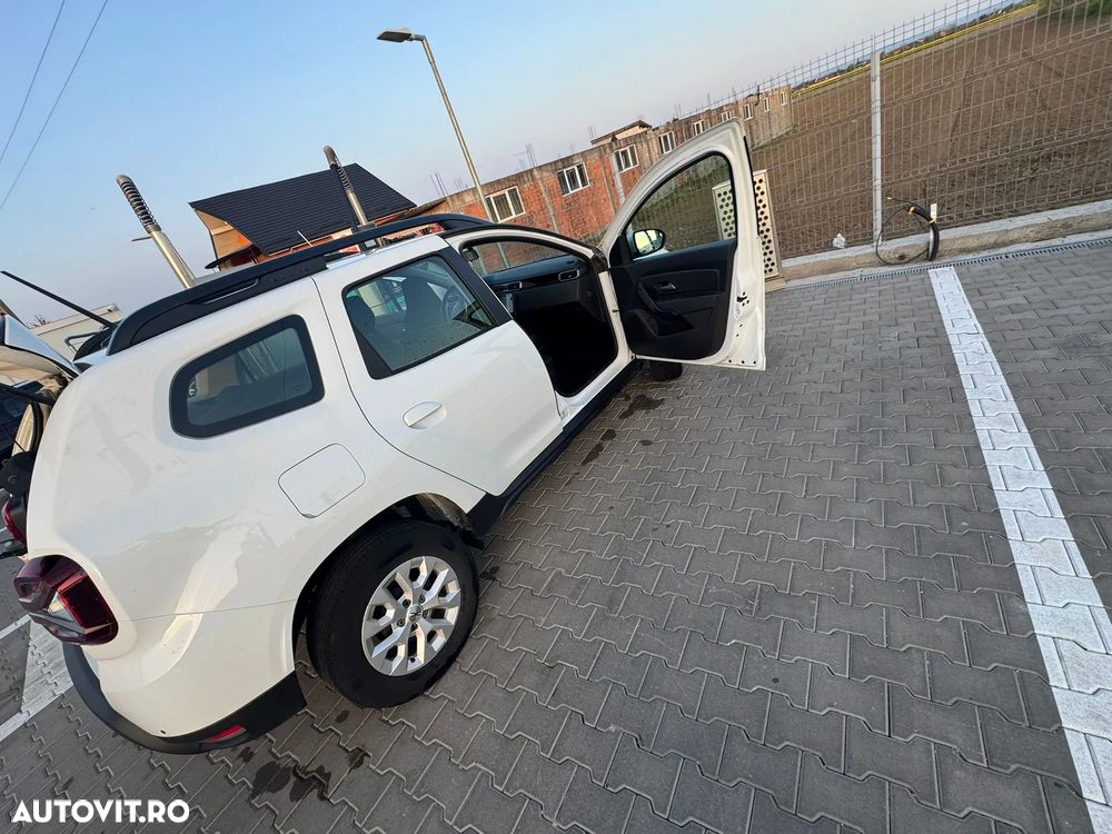 Dacia Duster TCe 90 Essential - 19