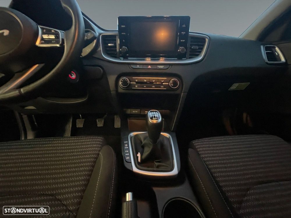 Kia XCeed 1.0 T-GDI Dynamic - 12