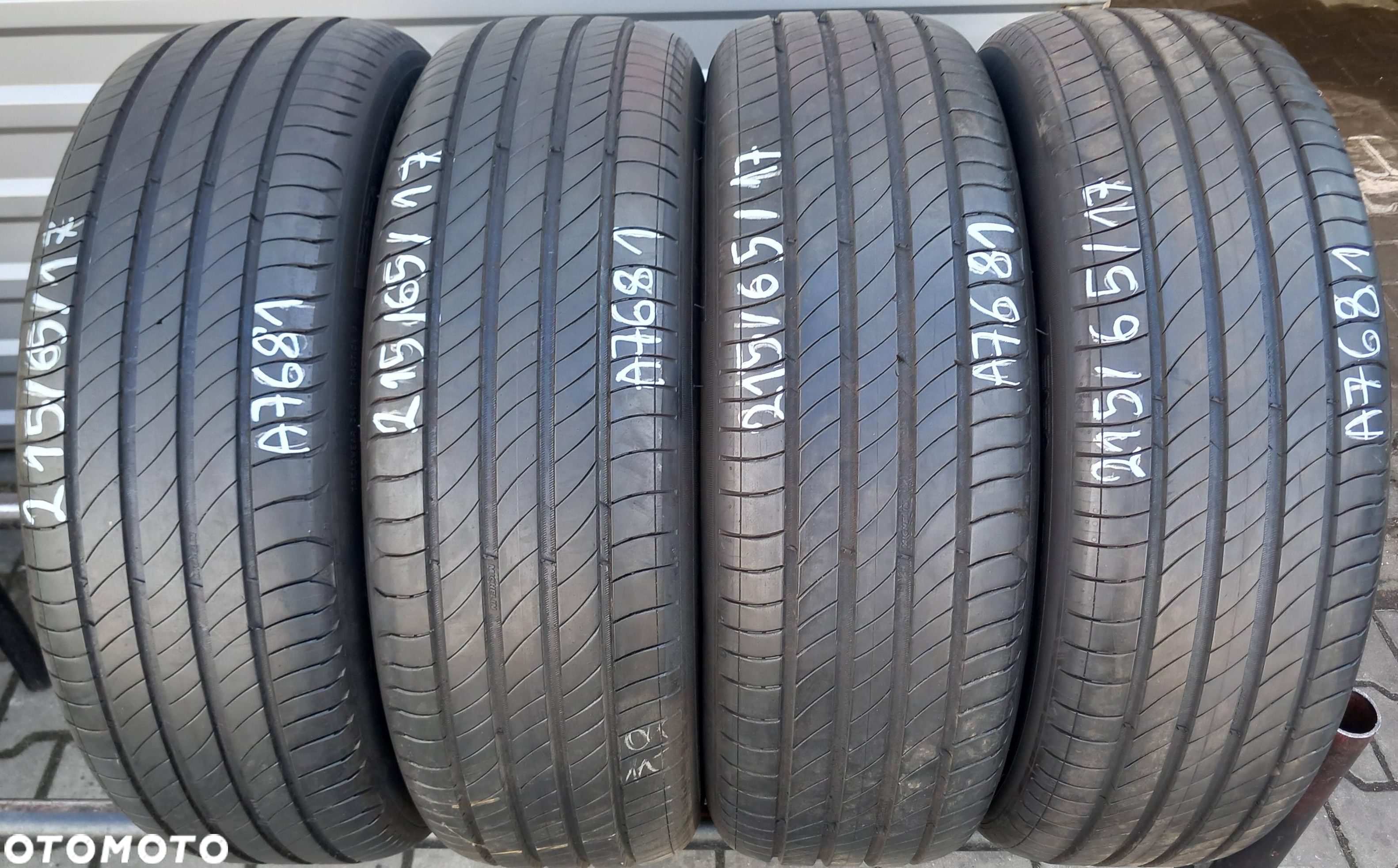 215/65/17 Michelin Primacy 4 103V - 1