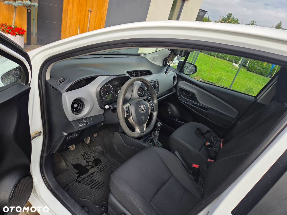 Toyota Yaris 1.5 Active - 5