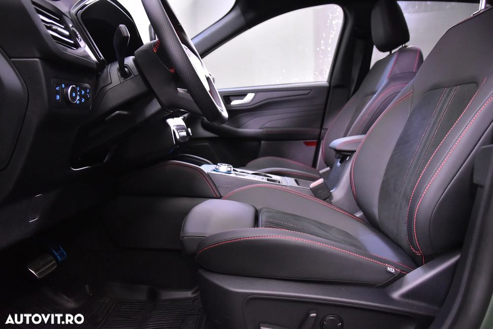 Ford Kuga 2.5 Duratec FWD PHEV ST-Line X - 25