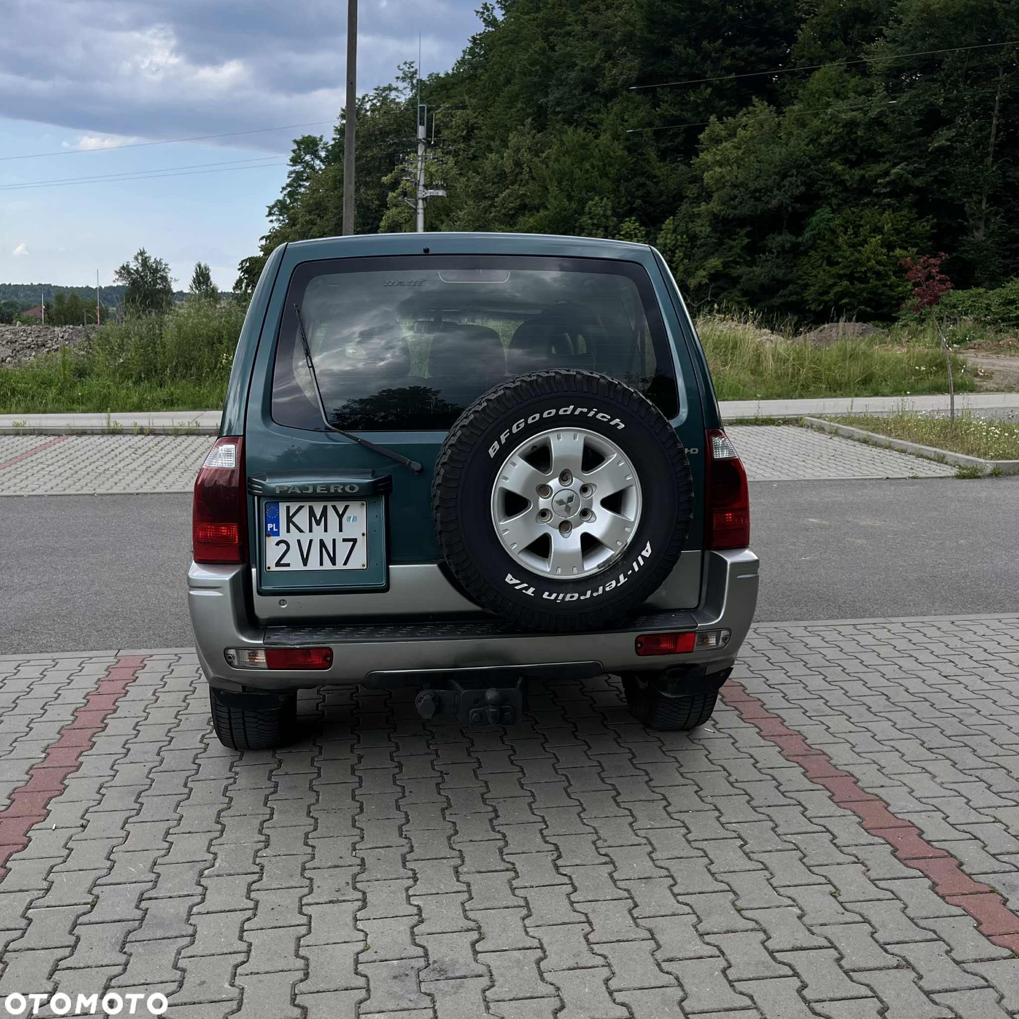 Mitsubishi Pajero - 6