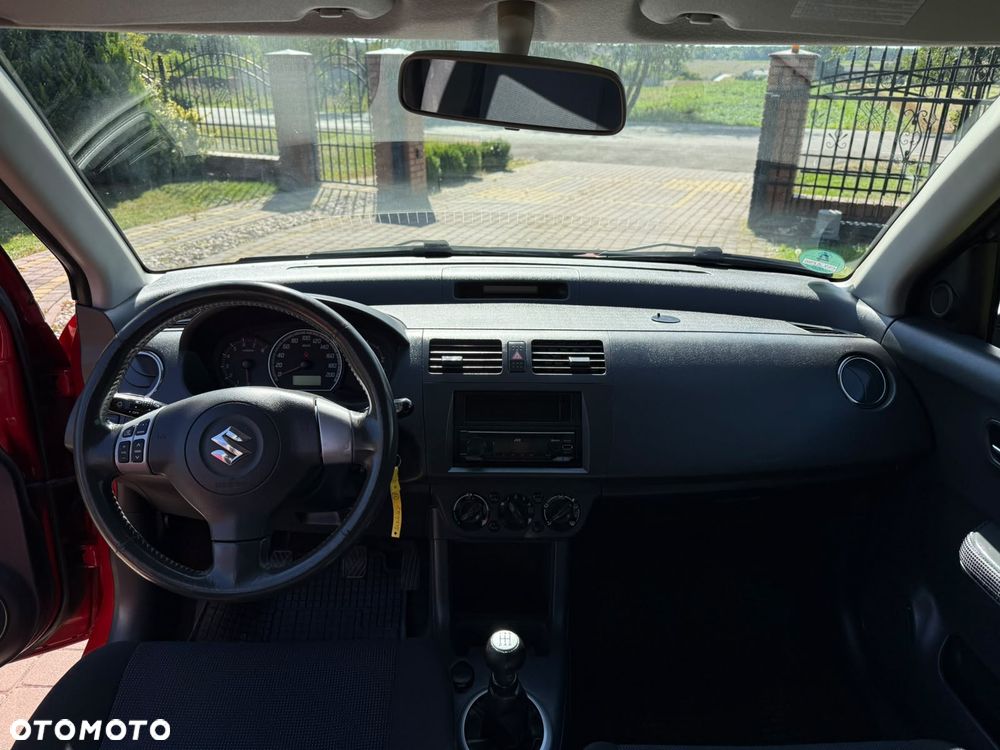 Suzuki Swift 1.3 4x4 Comfort - 13