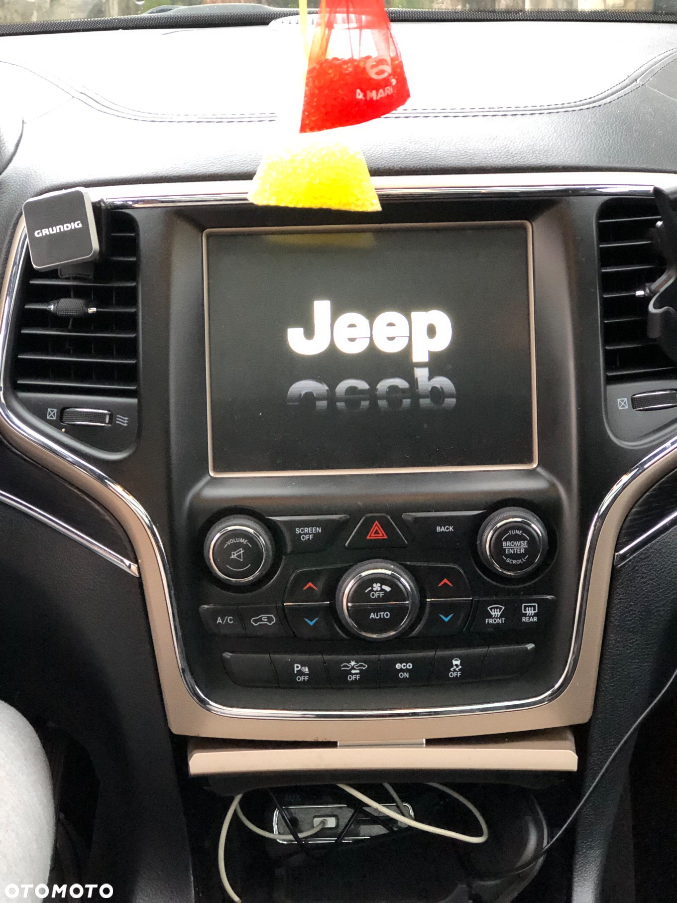 Jeep Grand Cherokee 3.0 CRD Night Eagle - 29
