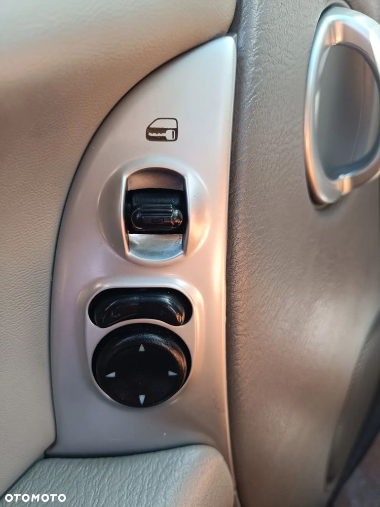 Jeep Cherokee 2.8 CRD Automatik Limited - 17