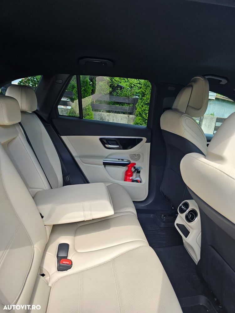 Mercedes-Benz GLC - 7