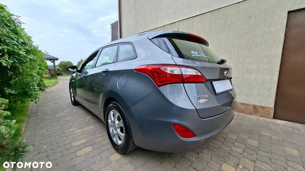 Hyundai i30 1.4 CRDi Comfort - 4