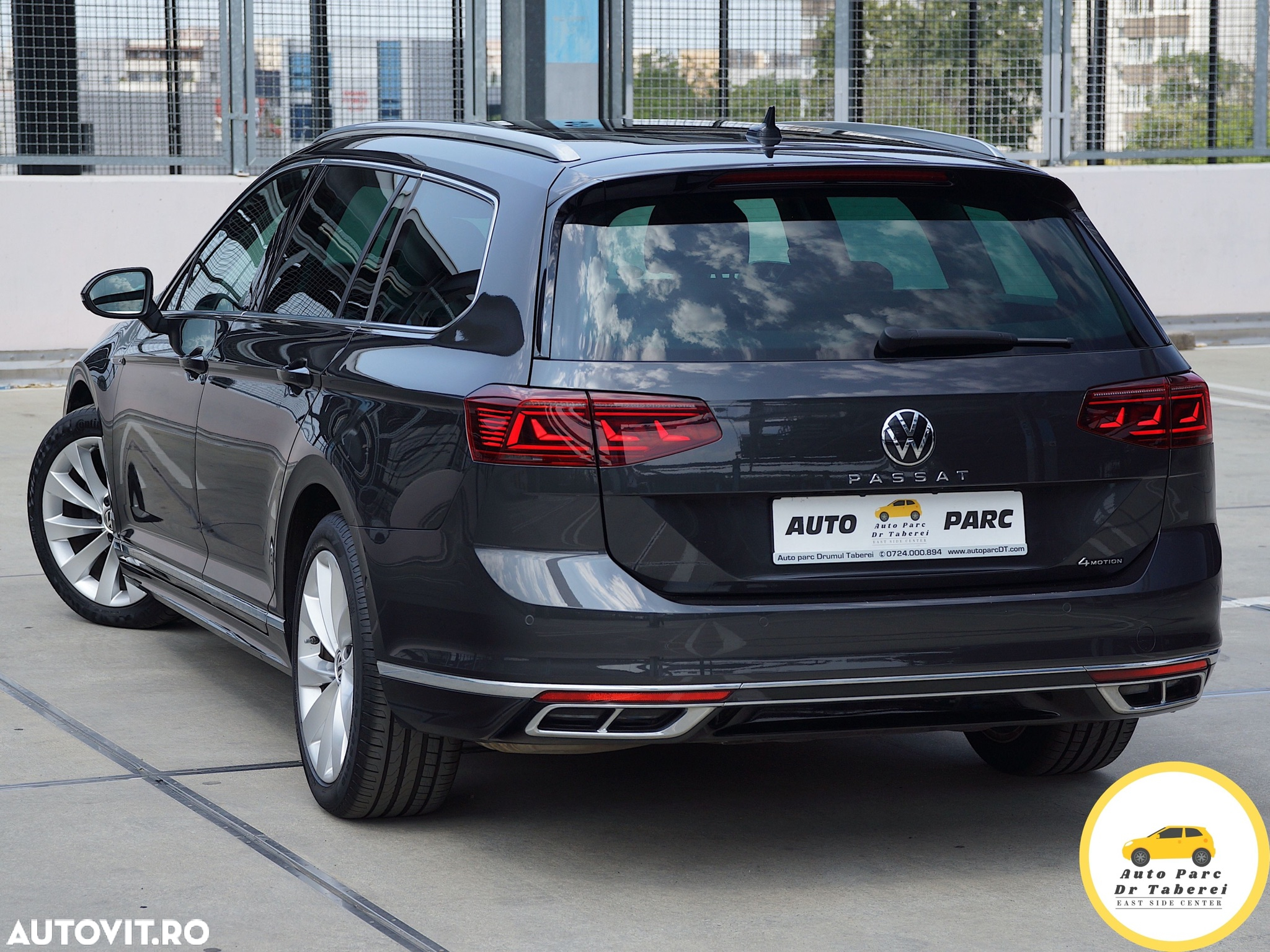 Volkswagen Passat Variant 2.0 TDI 4Mot DSG Highline - 10