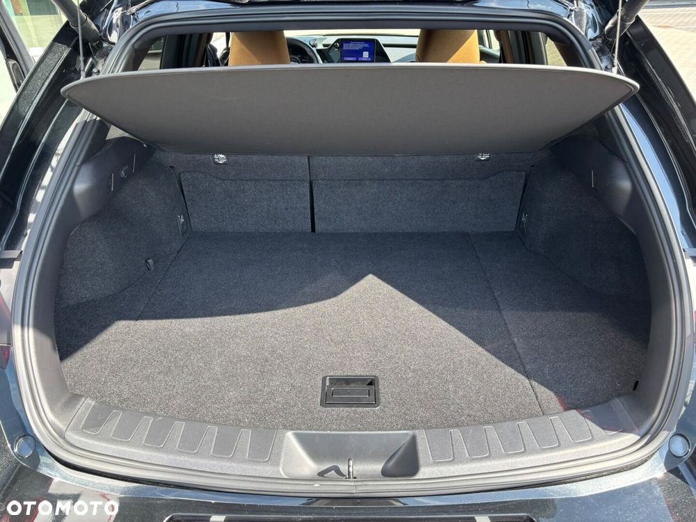 Lexus UX 250h GPF Business 2WD - 33
