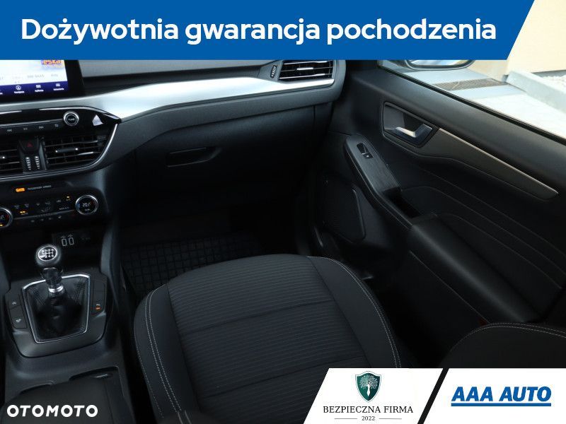 Ford Kuga - 10