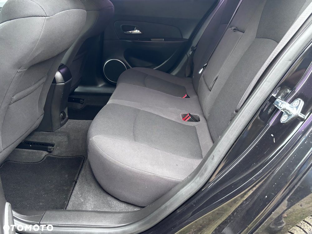 Chevrolet Cruze 1.6 LT - 14