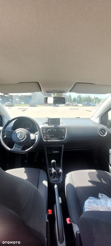 Volkswagen up! - 9