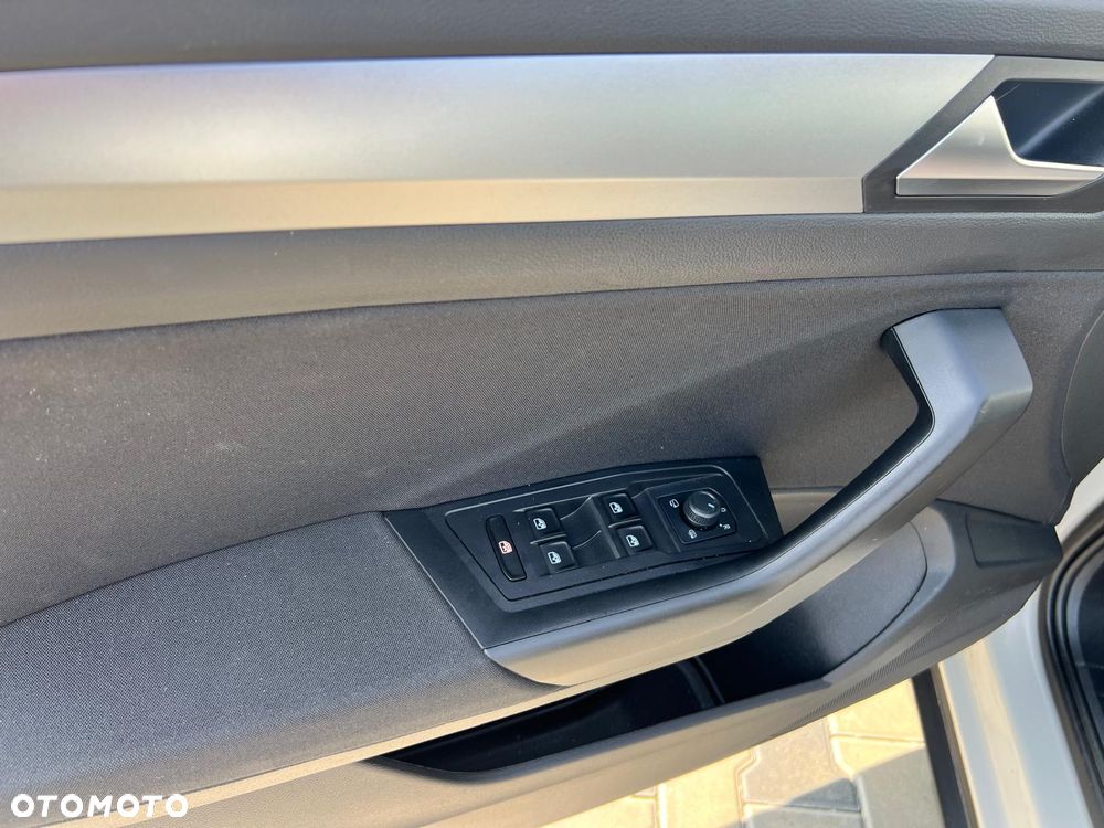 Volkswagen T-Roc 1.5 TSI Life - 7