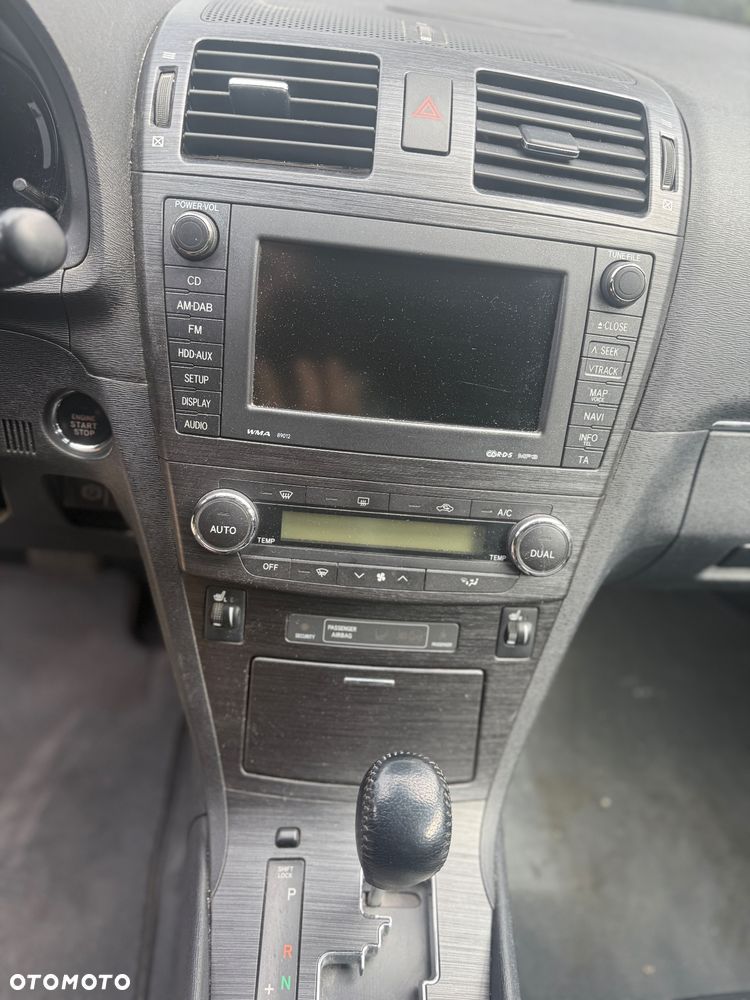 Toyota Avensis 2.2 D-4D Prestige - 15