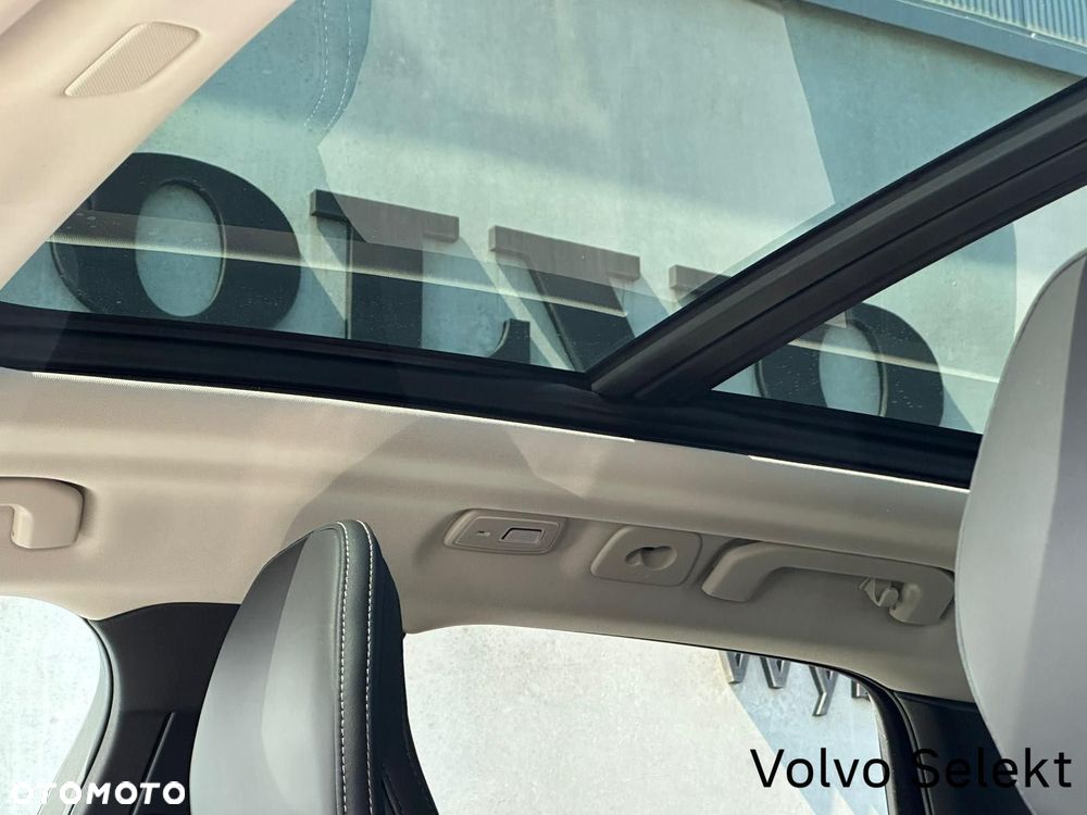 Volvo XC 60 - 35