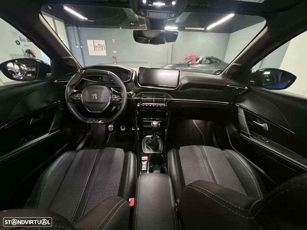 Peugeot 208 1.2 PureTech GT - 12