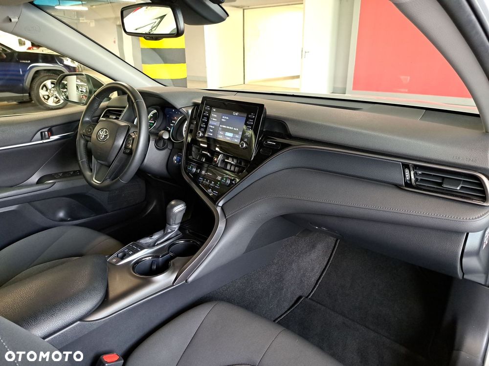 Toyota Camry 2.5 Hybrid Comfort CVT - 17