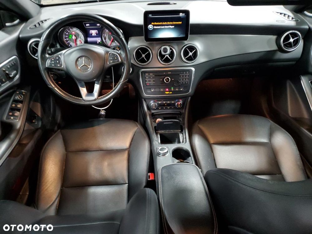 Mercedes-Benz CLA - 8