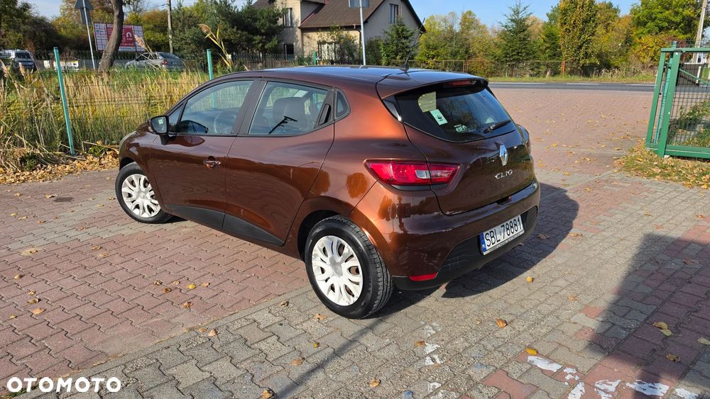 Renault Clio 1.2 16V 75 Experience - 4