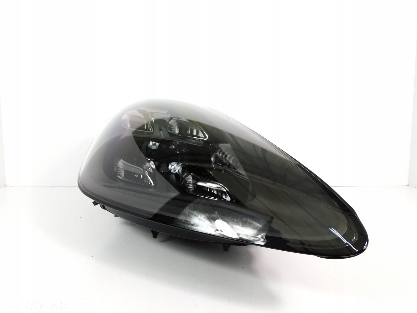 PORSCHE CAYENNE 9Y FULL LED MATRIX LAMPA PRAWA - 3