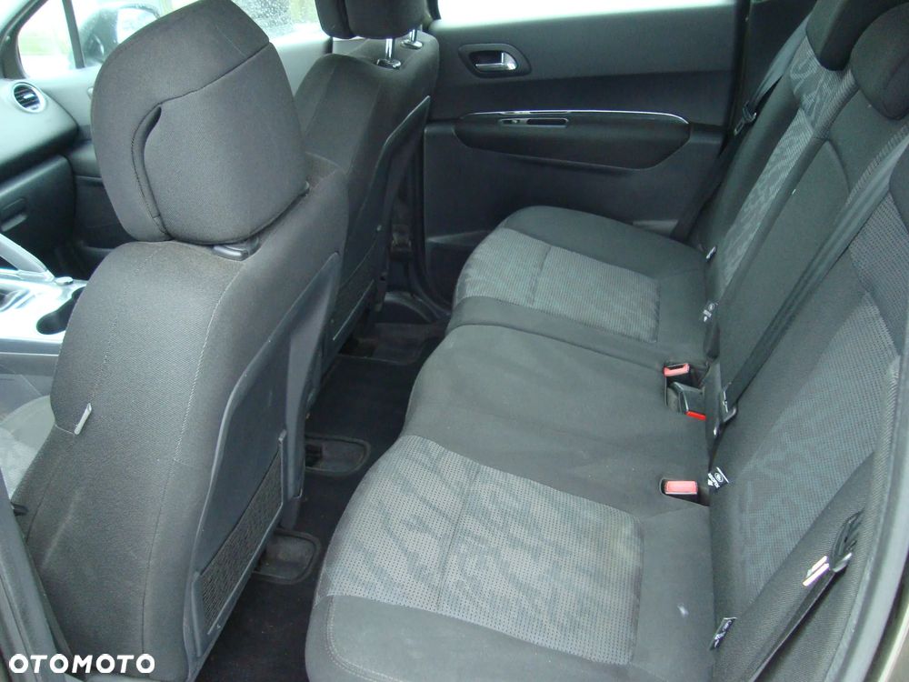Peugeot 3008 - 11