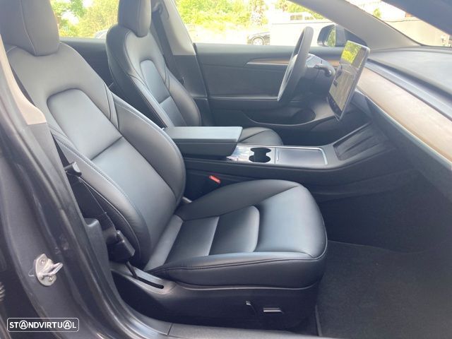 Tesla Model 3 Long Range Tração Integral - 27