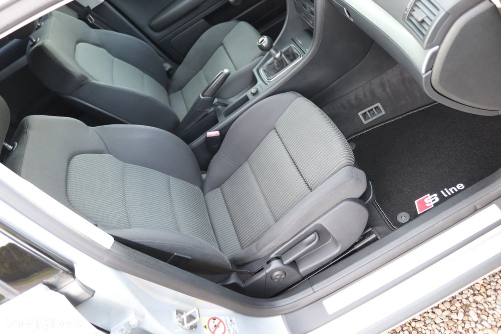 Audi A4 Avant 1.8 T - 32