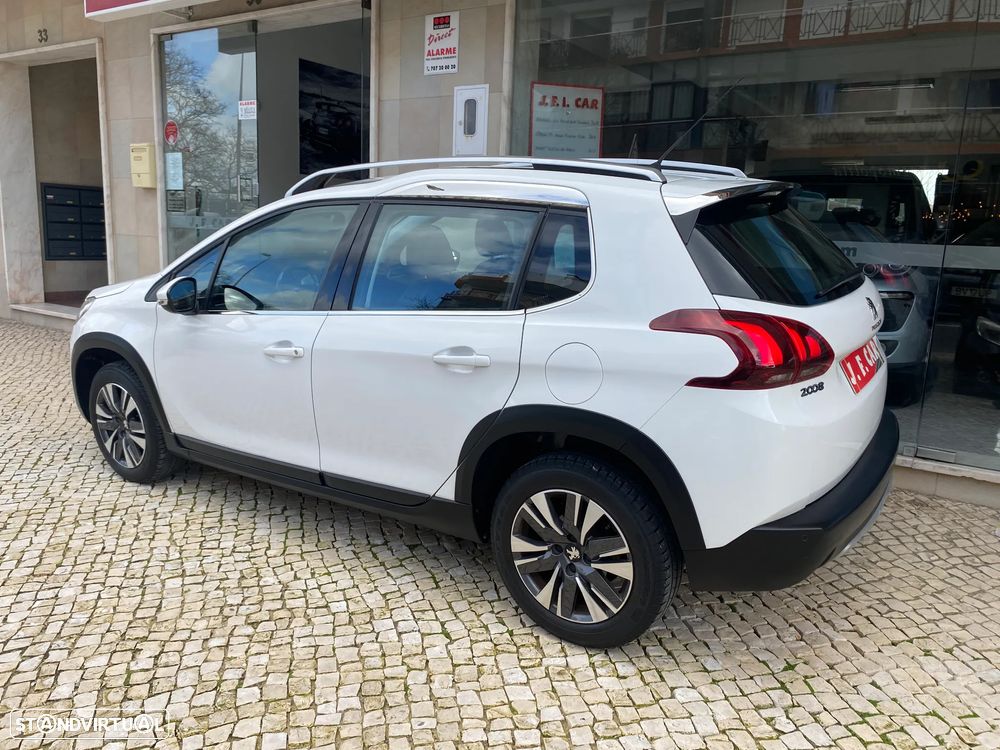 Peugeot 2008 PureTech 110 Stop&Start Allure - 6