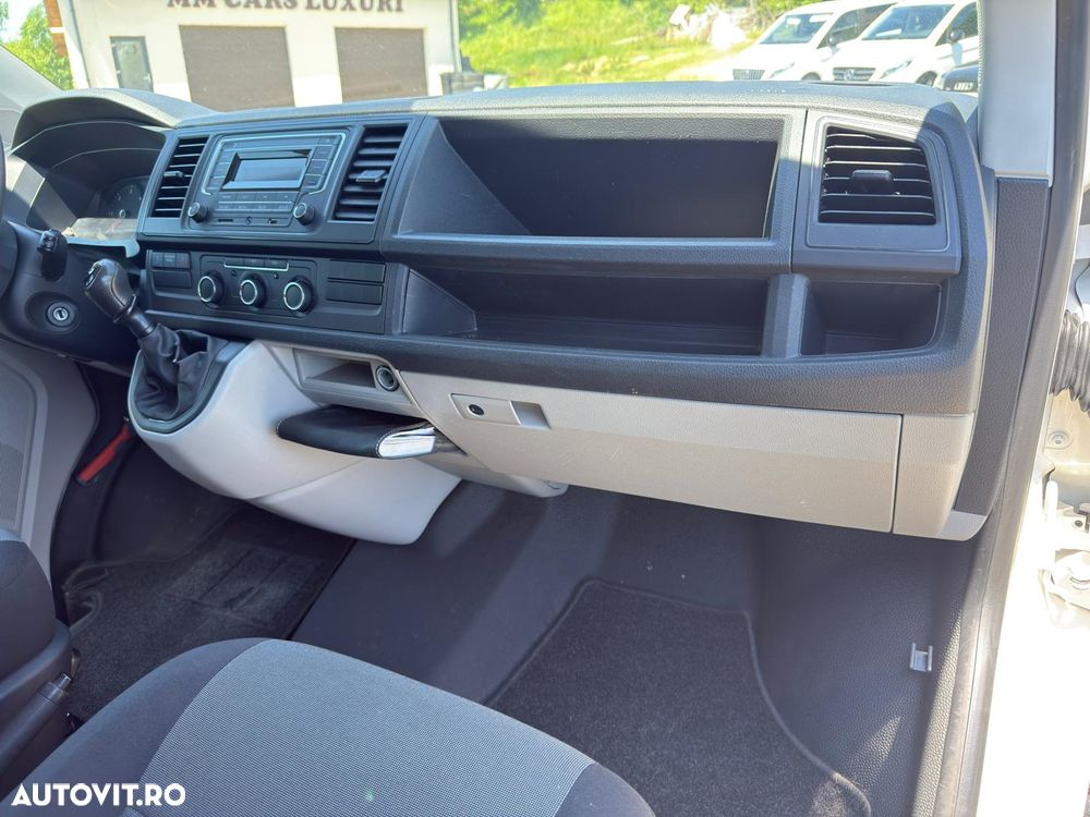 Volkswagen Transporter - 16