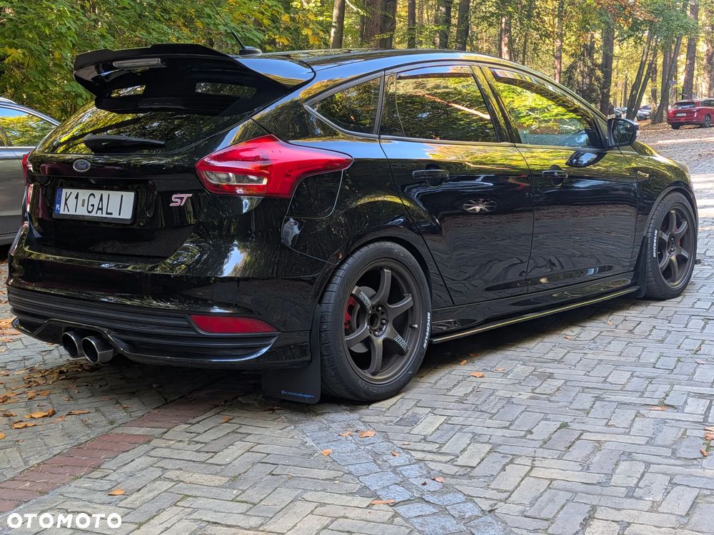 Ford Focus - 26